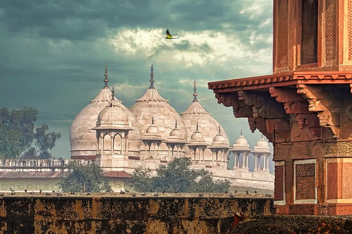 Moti Masjid (Pearl Mosque)