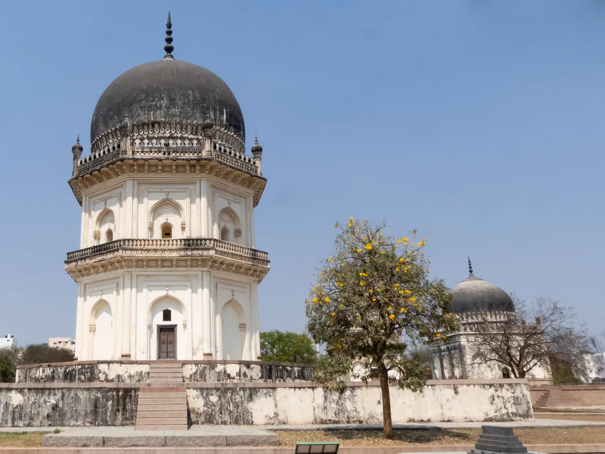Qutb Shahi Tombs
