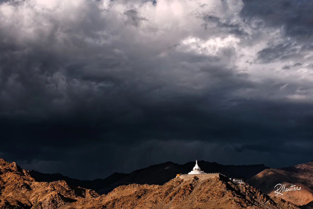 Shanti Stupa